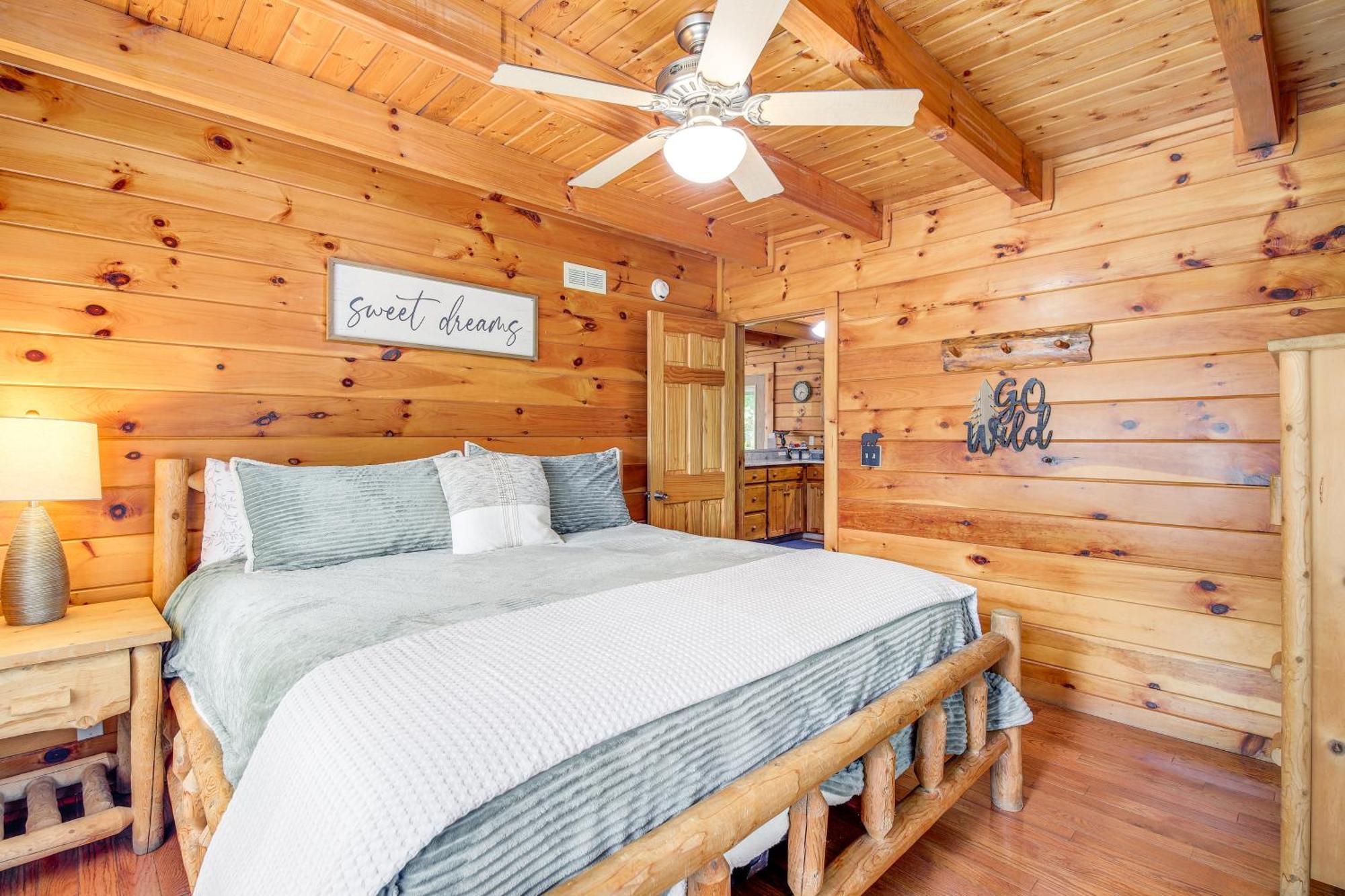 Pigeon Forge Cabin Premier Location And Hot Tub Екстер'єр фото