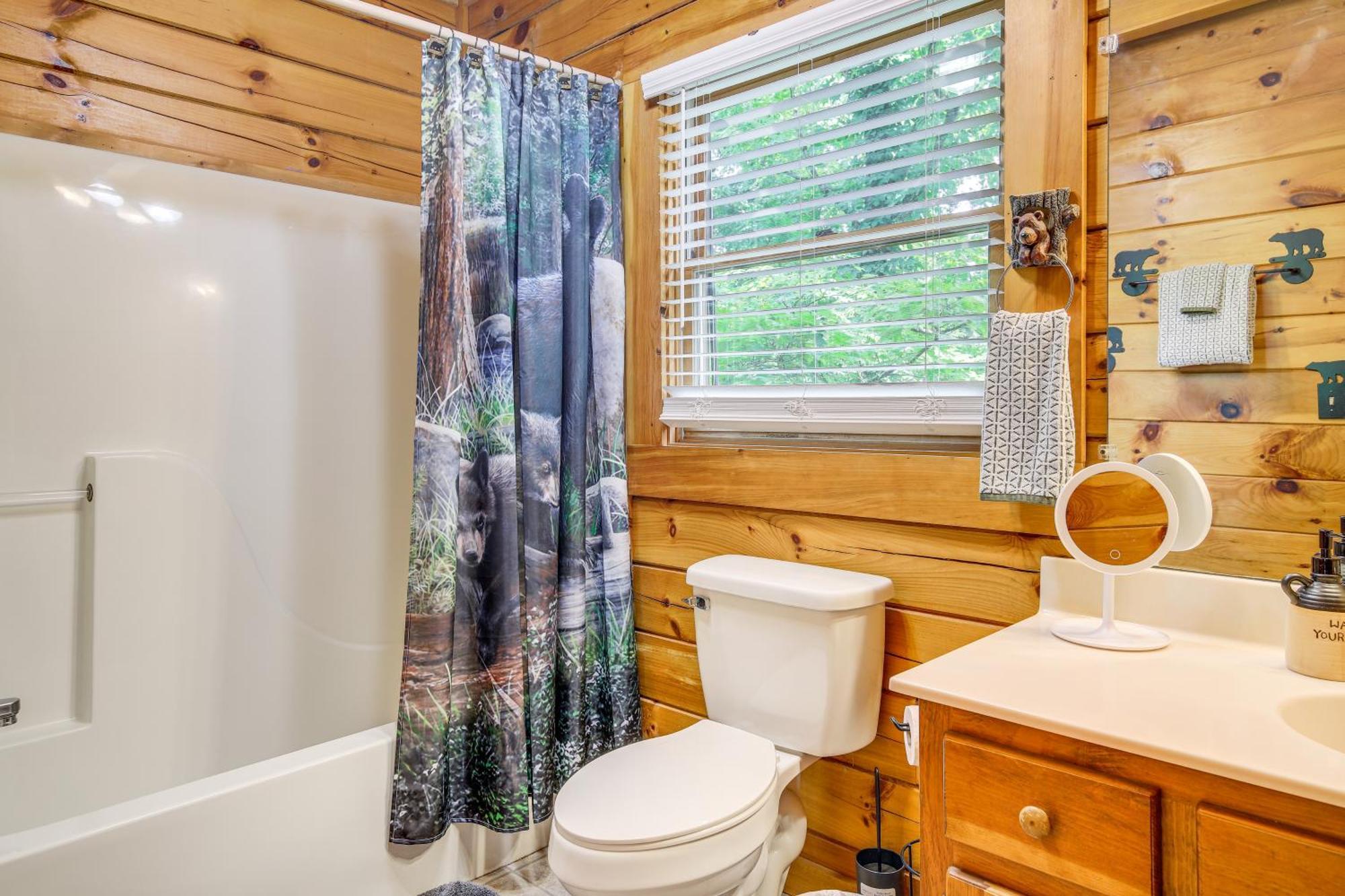 Pigeon Forge Cabin Premier Location And Hot Tub Екстер'єр фото
