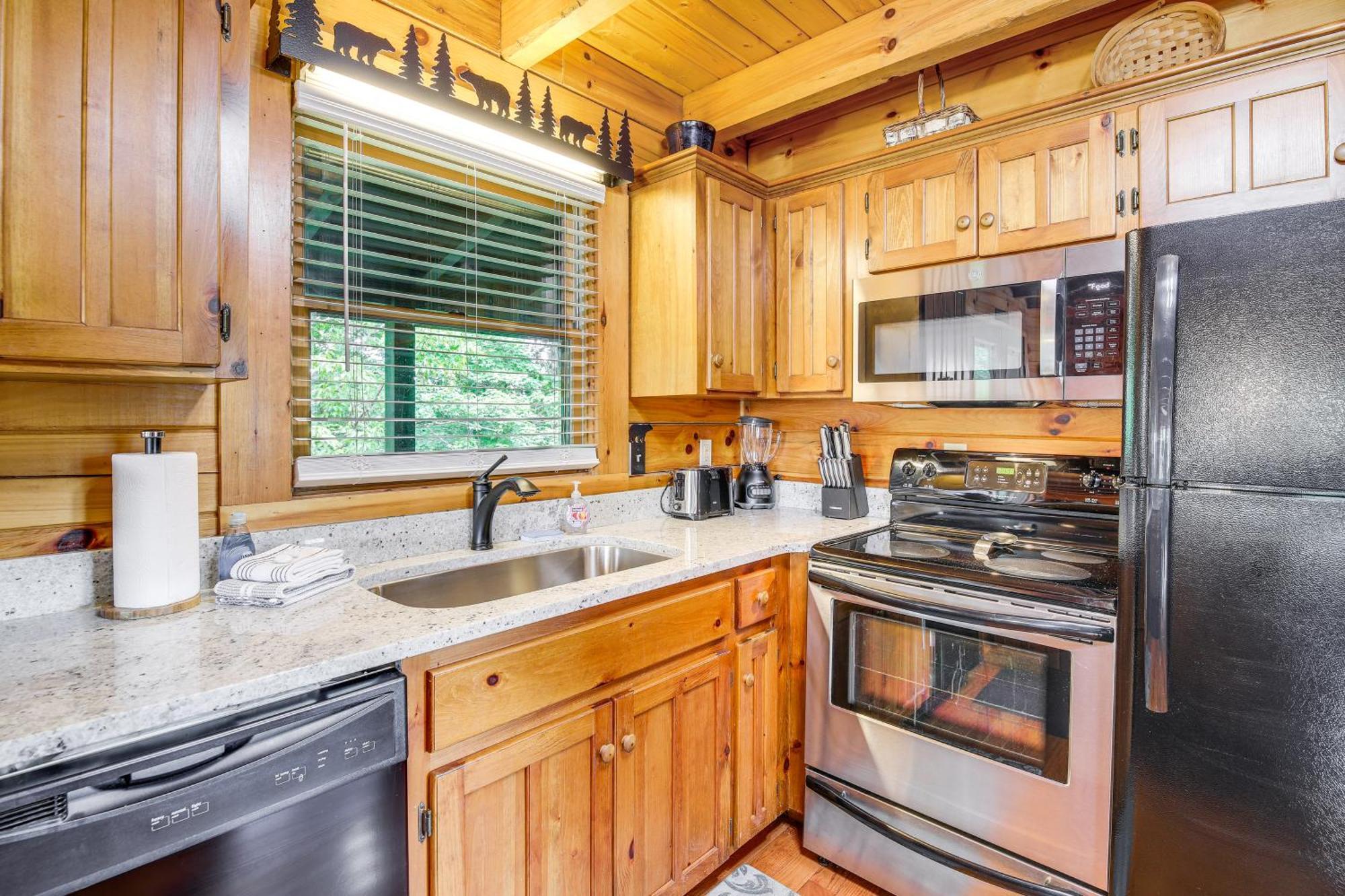 Pigeon Forge Cabin Premier Location And Hot Tub Екстер'єр фото